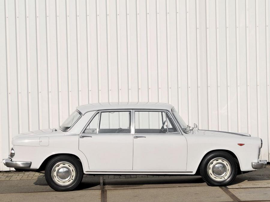  Lancia Flavia Berlina 1960 года  (фото 2 из 13)